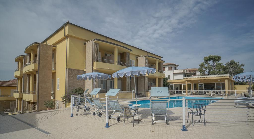 Hotel Residence Il Conero 2 Numana Ngoại thất bức ảnh